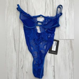PRETTYLITTLETHING Cobalt Scallop Lace Cut Out Bodysuit size XS